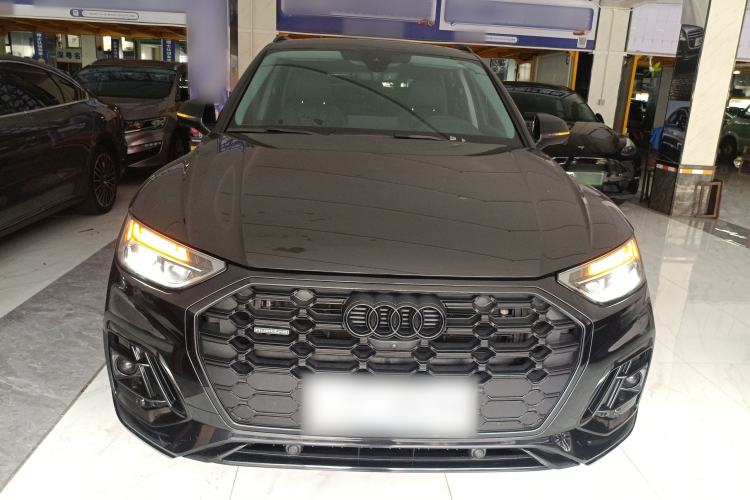 Used Audi Q5L 2022 40T Fashionable and Dynamic Model Front