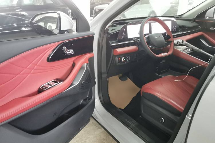 Used EXEED Stellar 2023 400T Two-Wheel Drive Comfort Flyfish Edition