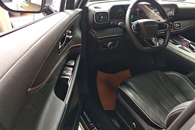 Used Chery Tiggo 9 2023 2.0T Dual-Clutch Two-Wheel Drive Luxury Edition 5 Seats
