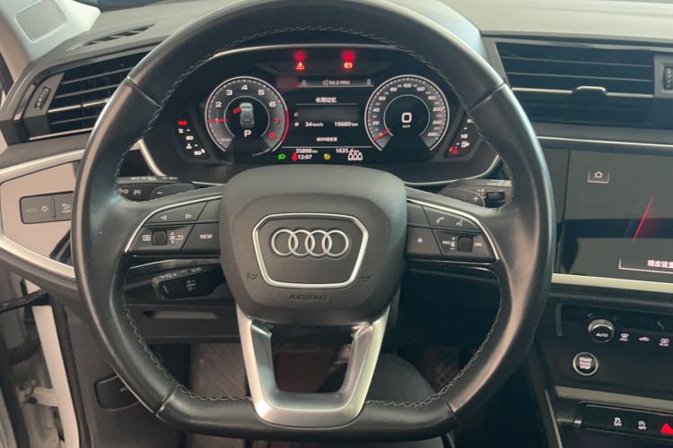 Used Audi Q3 2023 35 TFSI Fashion Dynamic Model (1.5T)