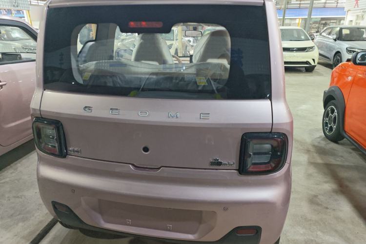 Used Geely Galaxy Panda 2024 Panda Mini 200km Endurance Bear