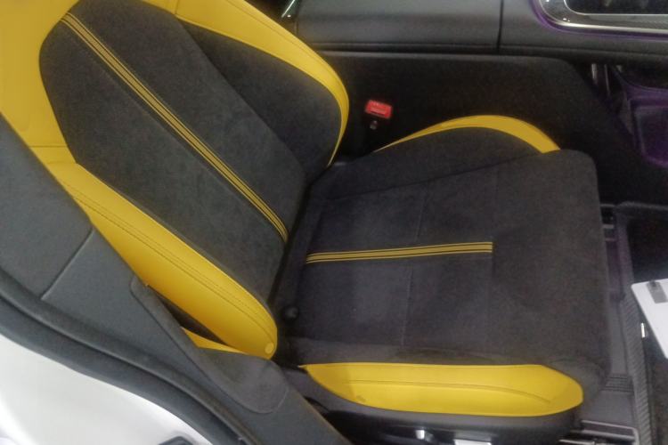 Used Xiaomi Auto SU7 Ultra 2025 Ultra Model Right Front Seat