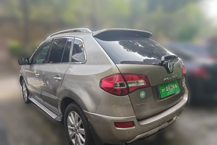 Used Renault Koleos 2012 2.5L 4x4 Comfort Edition with Navigation
