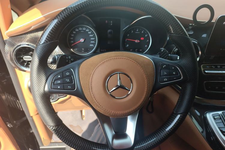 Used Mercedes-Benz V-Class 