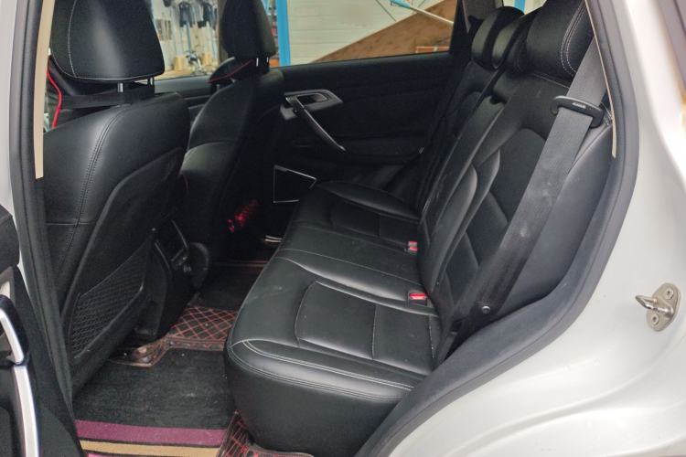 Used Geely Auto Emgrand X7 Sport 2016 1.8TD Automatic Smart Model Left Rear Seat