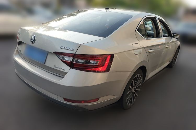 Used Skoda Superb 2016 TSI380 DSG Prestige Edition
