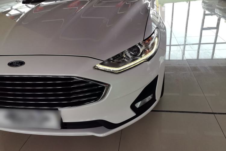 Used Ford Mondeo 2020 EcoBoost 180 Stylish Model Left Front Headlight