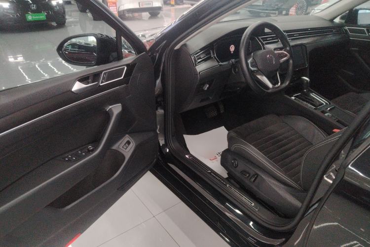 Used Volkswagen Magotan 2020 330TSI DSG Luxury Edition Driver Seat