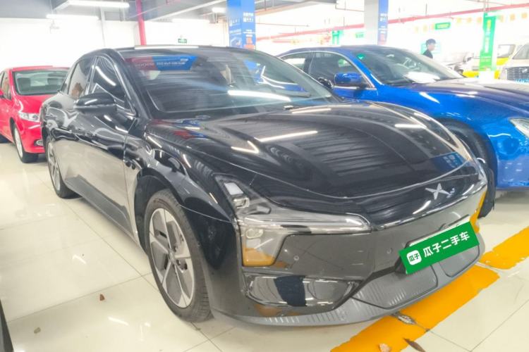 Used XPeng MONA M03 2024 620 with Ultra-Long Range Front Right 45 Deg