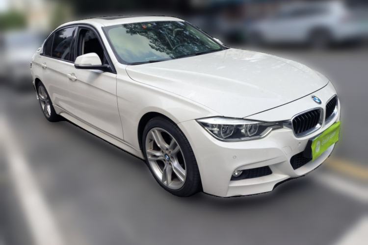 Used BMW 3 Series 2019 320Li M Sport Package Front Right 45 Deg