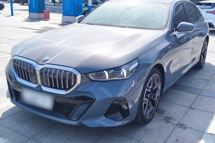Used BMW 5 Series 2024 530Li Luxury Edition M Sport Package
