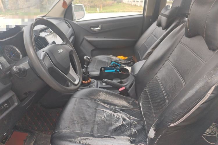 Used Isuzu JLM 2018 2.5T Four-Wheel Drive Diesel Luxury Version JE4D25Q5A Left Front Seat