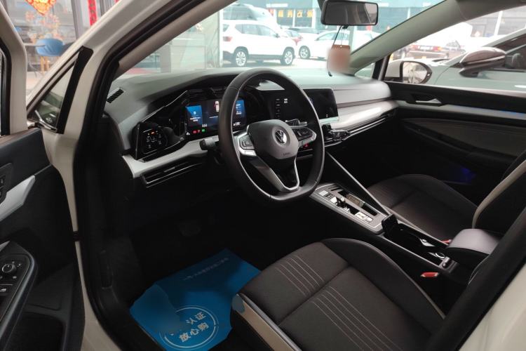 Used Volkswagen Golf 2023 Facelift 280TSI DSG Pro
