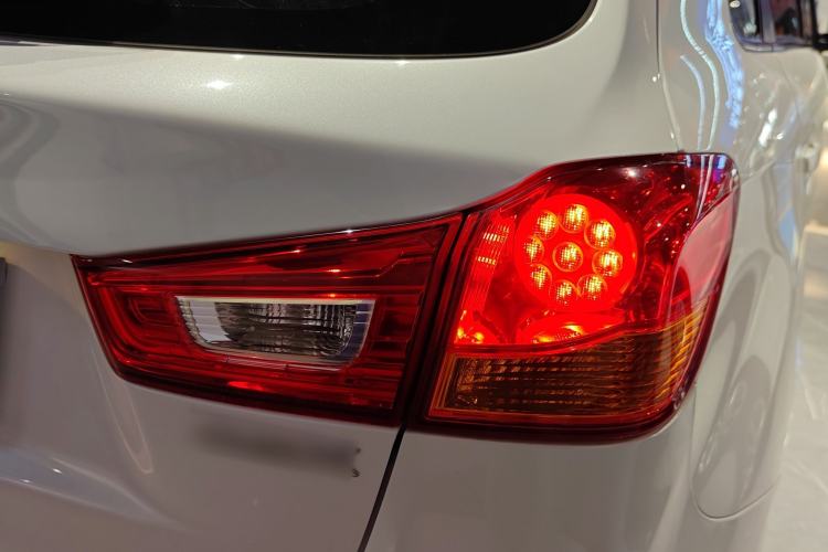 Used Mitsubishi ASX 2018 2.0L CVT Two-Wheel Drive Deluxe Edition