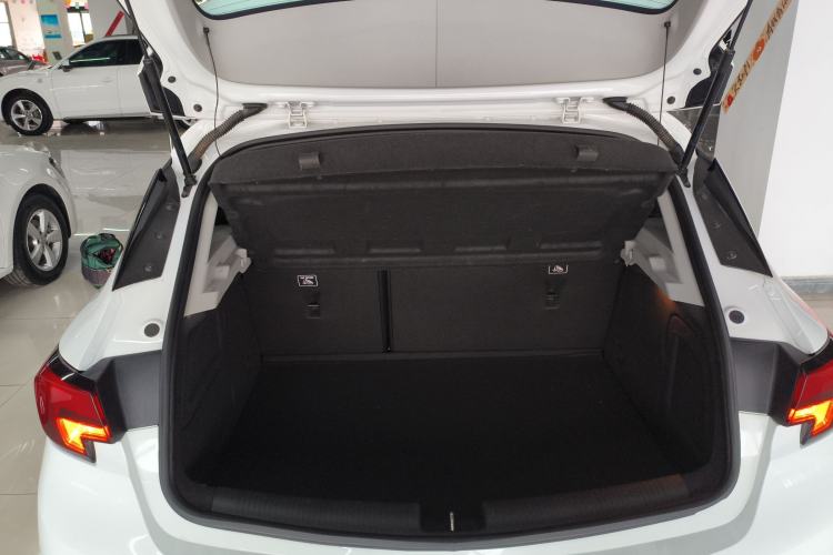 Used Buick Verano 2018 Hatchback 15S Automatic Ambition Model