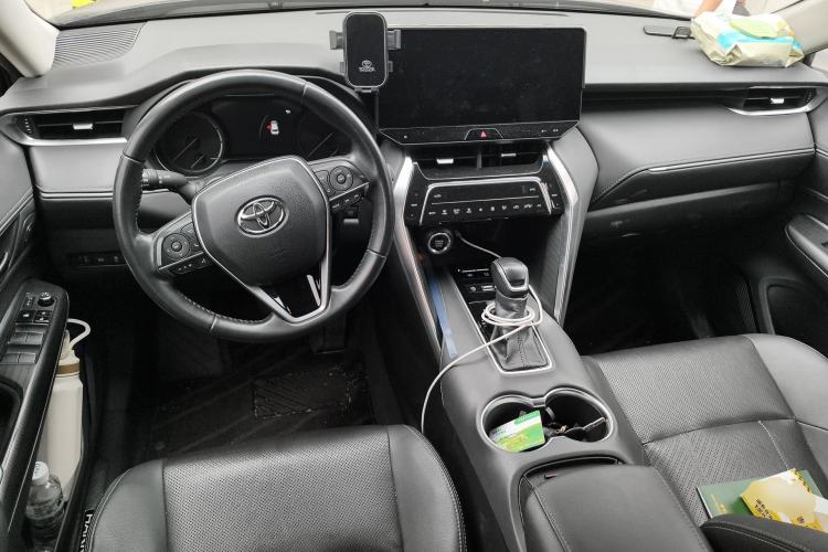 Used Toyota Harrier 2023 2.0L CVT Two-Wheel Drive Deluxe Edition