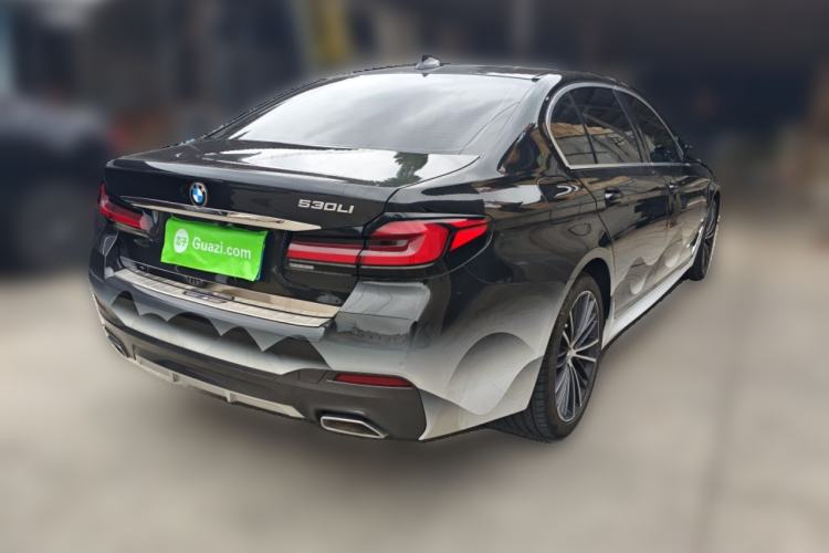 Used BMW 5 Series 2022 530Li Leading Model M Sport Package Rear Right 45 Deg