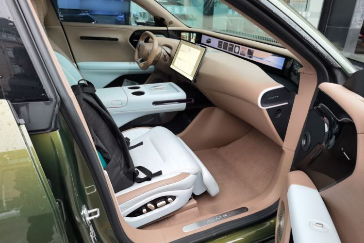 Used Avatr 07 2024 Ultra Range-Extended Four-Wheel Drive
