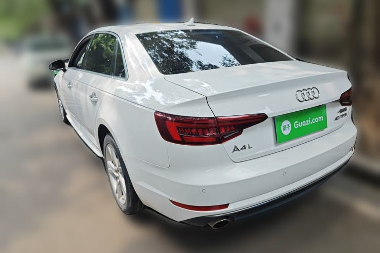 Used Audi A4L 2018 30th Anniversary Edition 40 TFSI Trendy Model
