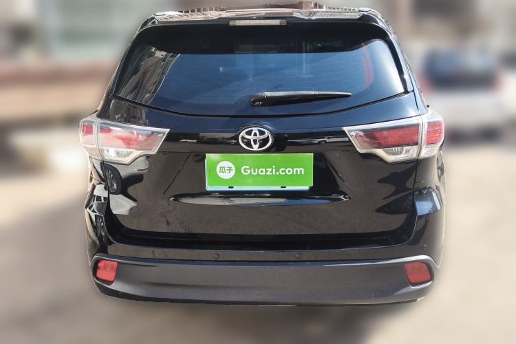 Used Toyota Highlander 2015 2.0T Two-Wheel Drive Elite Edition 5 Seats Rear