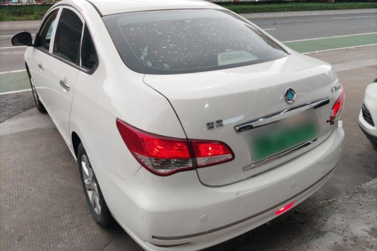 Used Dongfeng Junfeng E11K 2019 Standard Model