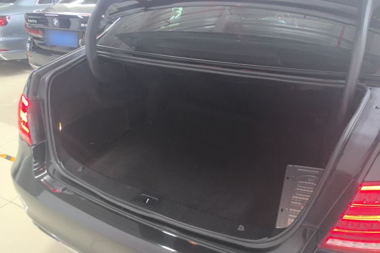 Used Mercedes-Benz E-Class 2015 Revised E 260 L