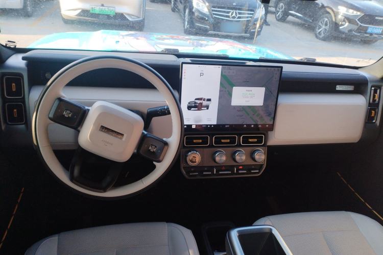 Used iCAR V23 2025 401 Two-Wheel Drive Intelligent Driving Version
