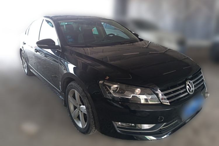 Used Volkswagen Passat 2011 2.0 TSI DSG Premium Edition Front Right 45 Deg