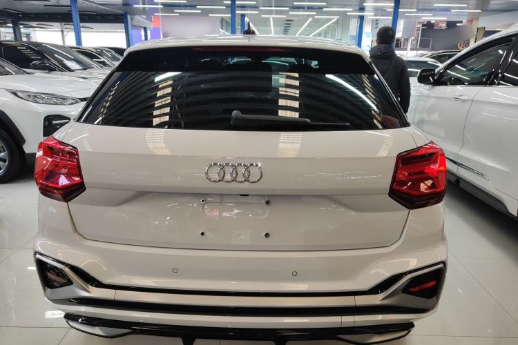 Used Audi Q2L 2023 35TFSI Fashion Dynamic Model Exterior 4