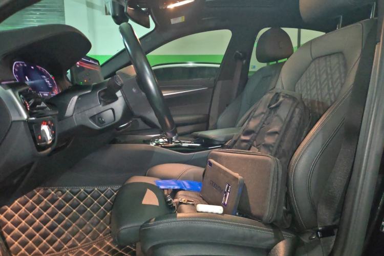 Used BMW 5 Series 2022 525i M Sport Package Left Front Seat