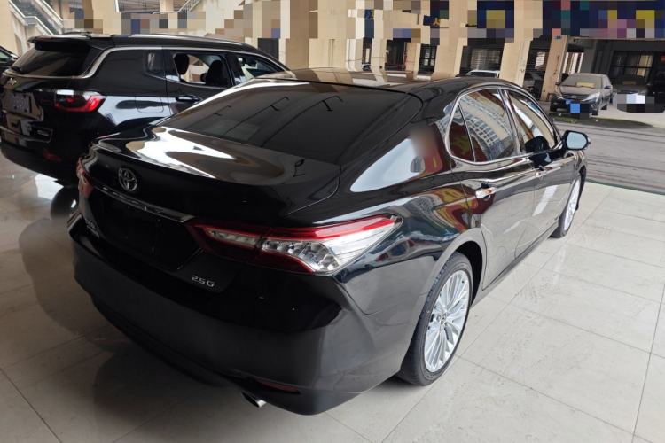 Used Toyota Camry 2018 2.5G Luxury Edition Rear Right 45 Deg