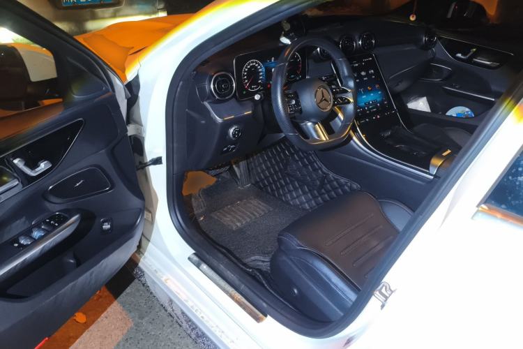 Used Mercedes-Benz C-Class 2022 Restyled C 200 L Sport Edition Driver Seat