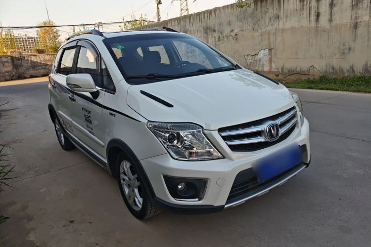 Used CHANGAN CX20 2014 1.4L IMT Sunroof Navigation Version China IV Standard Front Right 45 Deg