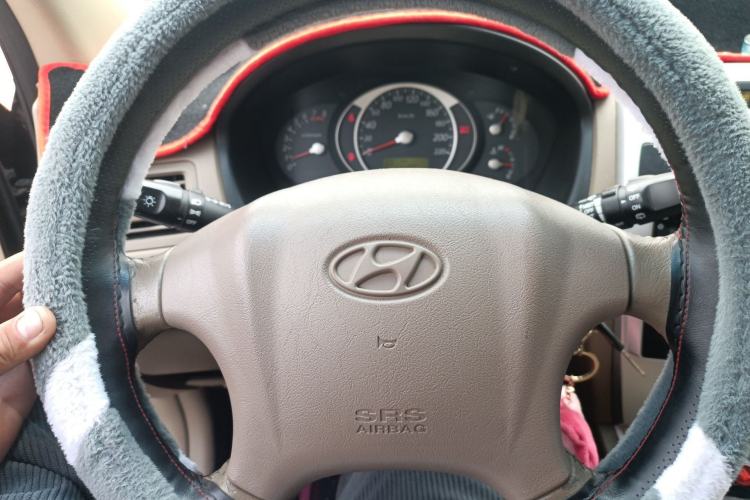 Used Hyundai Tucson 2009 2.0L Automatic Two-Wheel Drive with Sunroof