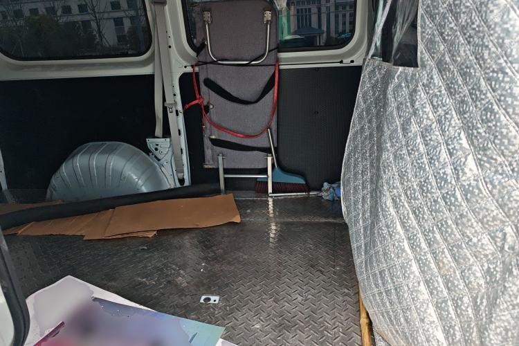 Used SAIC MAXUS Dana V1 2025 Low-Roof Multi-Function Version 42 kWh Left Rear Seat