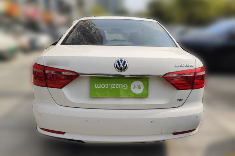 Used Volkswagen Lavida 2013 Revised Version 1.4 TSI DSG Comfort Edition Rear