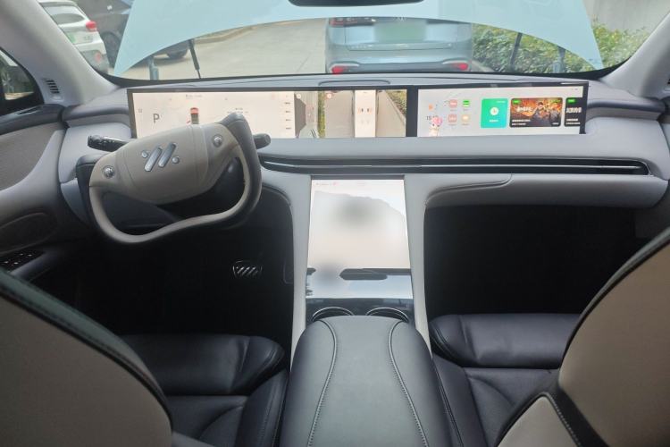 Used IM LS7 2023 90 kWh Elite Rear-Drive Version