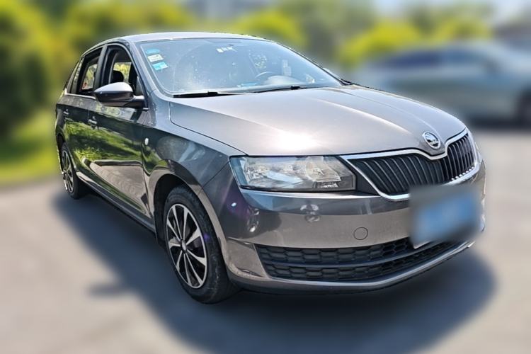 Used Skoda Rapid Spaceback 2014 1.6L Automatic Enjoyment Edition