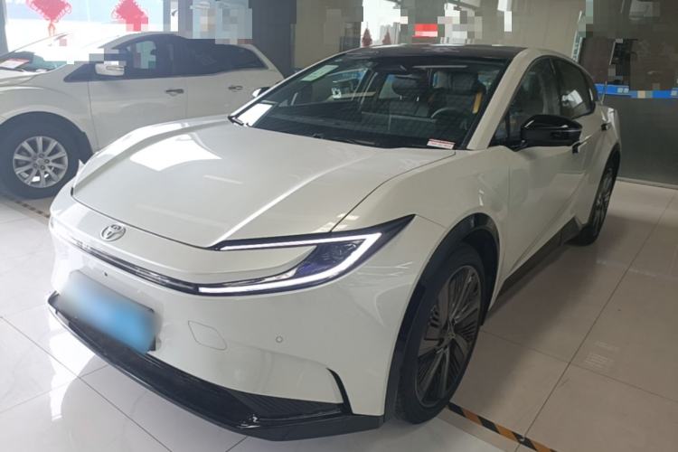 Used Toyota bZ5 2025 Model 550 PRO