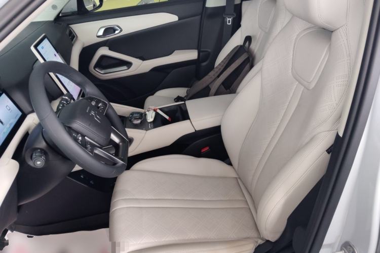 Used BYD Yuan UP 2024 401 km Active Version Left Front Seat