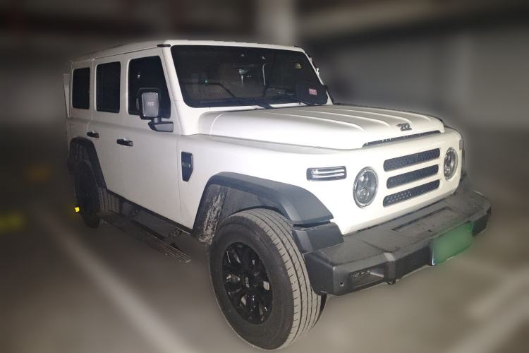 Used 212 T01 2024 2.0T Explorer
