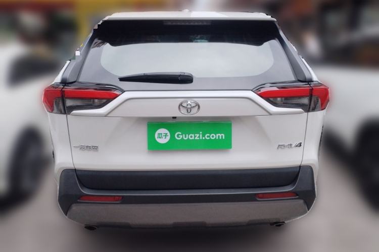 Used Toyota RAV4 2021 2.0L CVT Two-Wheel Drive Fashion Edition