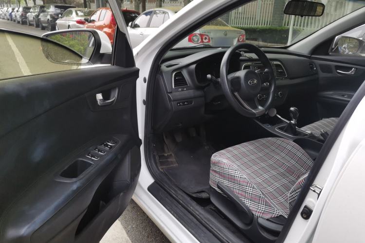 Used Kia K4 2014 1.8L Manual GL