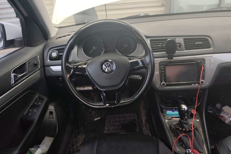 Used Volkswagen Lavida 2015 1.6L Automatic Comfort Edition