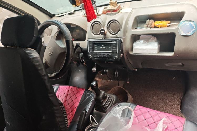 Used Dongfeng Xiaokang K07II 2007 1.0L Base Version BG10-01 Center Console