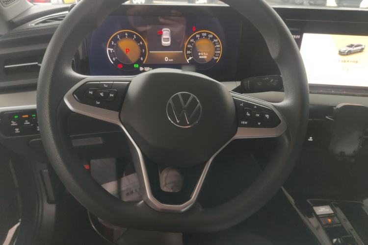 Used Volkswagen Lamando 2022 Lavida L 280TSI DSG Hot Edition Steering Wheel