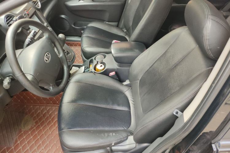 Used Kia Carens 2011 2.0L 7-Seater Automatic Standard Edition Left Front Seat