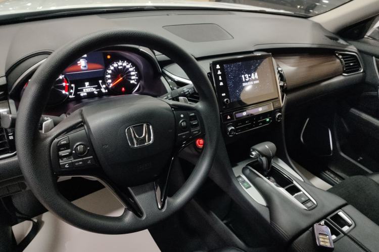 Used Honda Avancier 2017 240TURBO Two-Wheel Drive Elite Edition