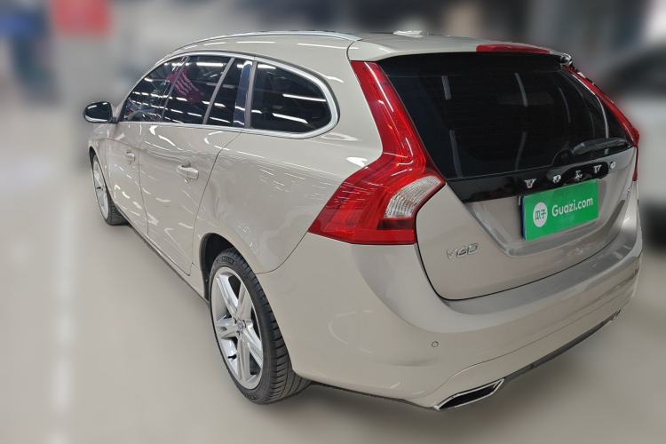 Used Volvo V60 2017 T5 Zhiya Edition China V Standard