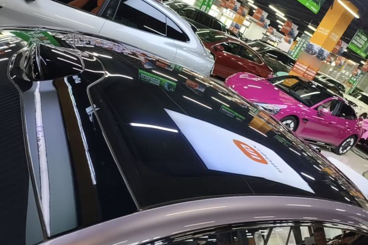 Used Xiaomi Auto SU7 2024 Four-Wheel Drive Ultra-Long Range Advanced Intelligent Driving Max Edition Roof